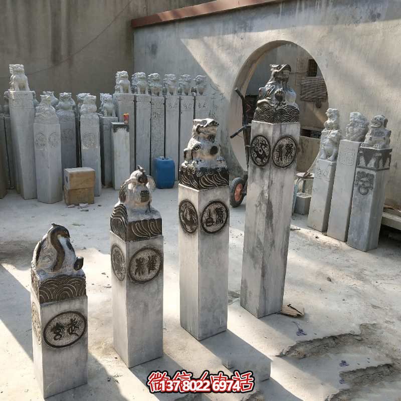 四神馬柱拴，融匯大理石精致雕塑，為園林景觀裝點增添濃濃韻味