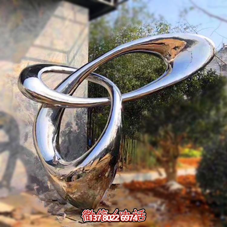 精致不銹鋼圓環(huán)擺件，提升園林景觀美感