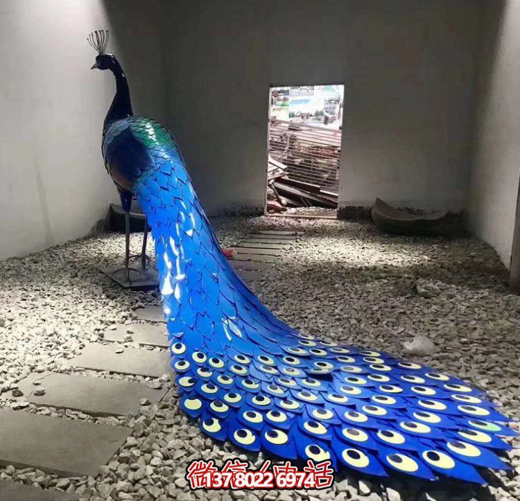 優(yōu)質(zhì)不銹鋼孔雀雕塑，為城市廣場添彩