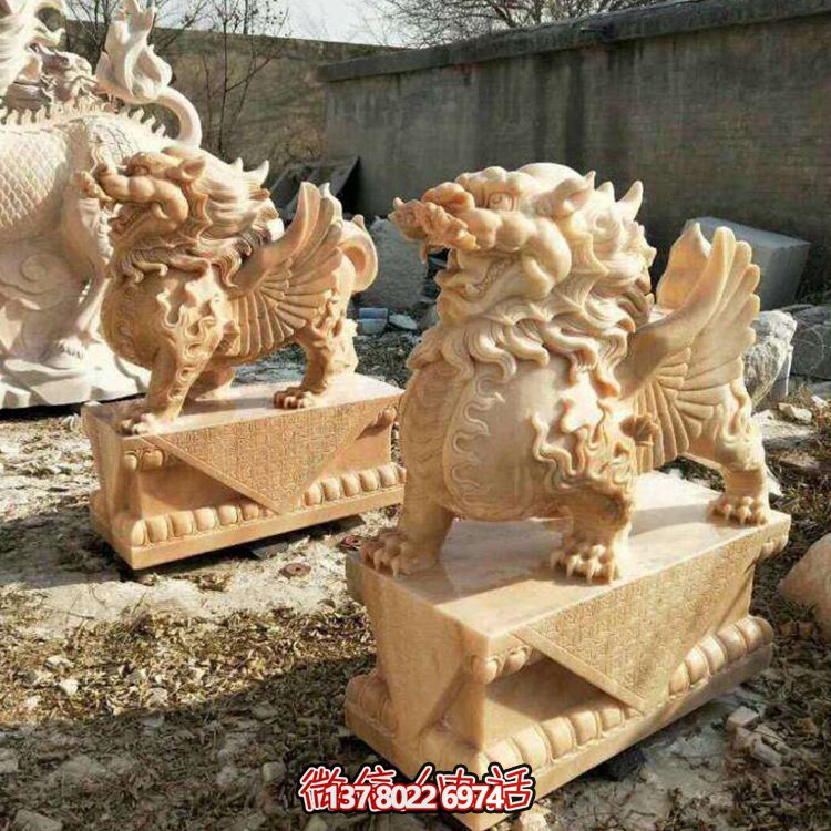 黃蠟石麒麟雕塑，精美石雕景區(qū)裝飾