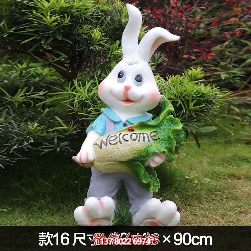 站立玻璃鋼兔子雕塑——給景區(qū)帶來(lái)獨(dú)特的視覺(jué)效果