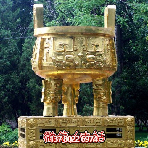大型噴金漆鑄銅鼎，精美園林裝飾