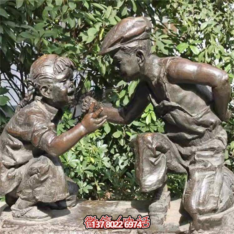 鑄銅裝飾擺件，雕塑人物表現(xiàn)民俗童趣