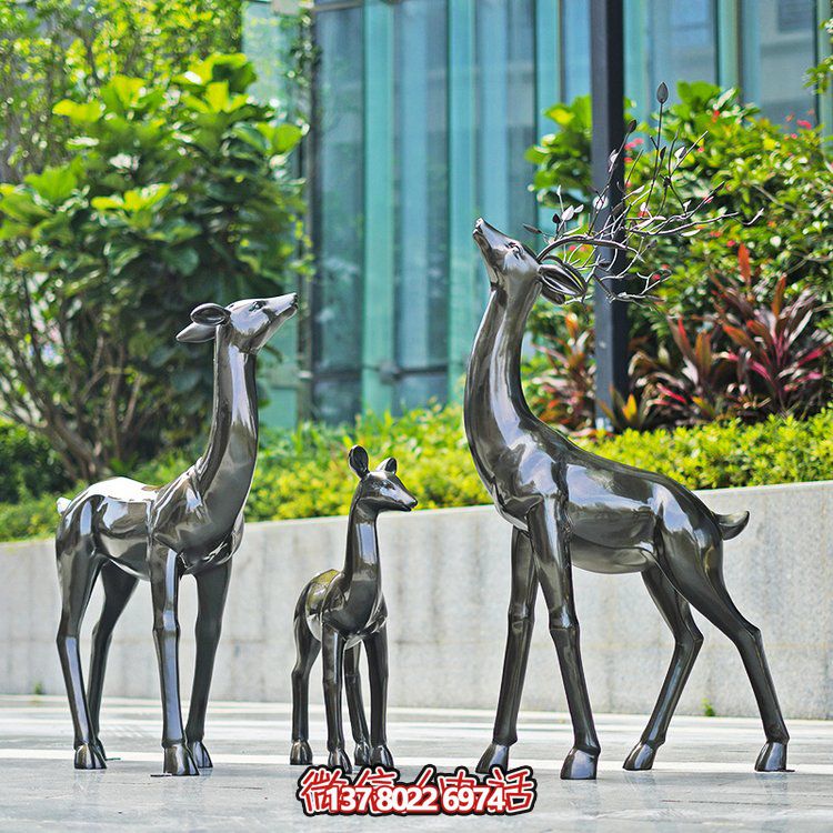玻璃鋼制仿銅小鹿擺件，點(diǎn)綴戶外園林景觀