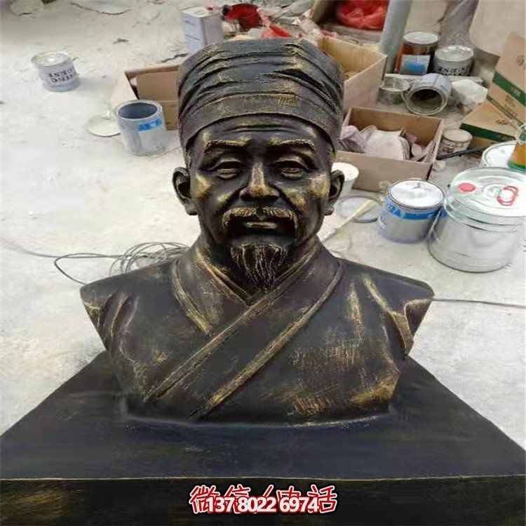 仿銅人物雕塑，玻璃鋼擺放玻璃裝飾城市學(xué)校園林