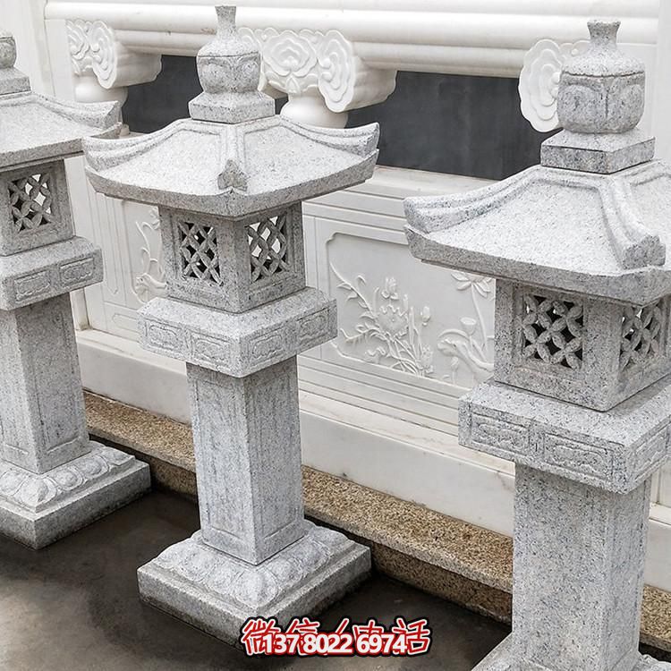 完美再現(xiàn)傳統(tǒng)仿古庭院，鑄就經典花園燈籠雕塑