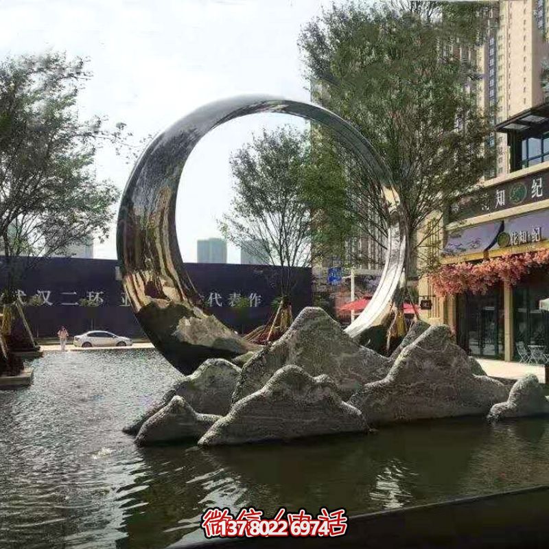 專業(yè)定制不銹鋼環(huán)水景假山景觀雕塑