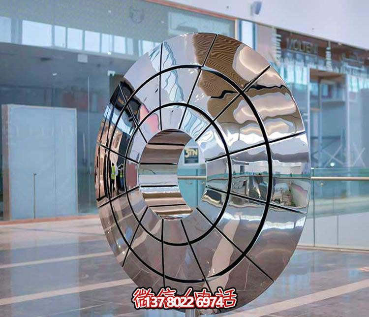 不銹鋼雕塑傘狀圓環(huán)，創(chuàng)意裝點(diǎn)商廈鏡面