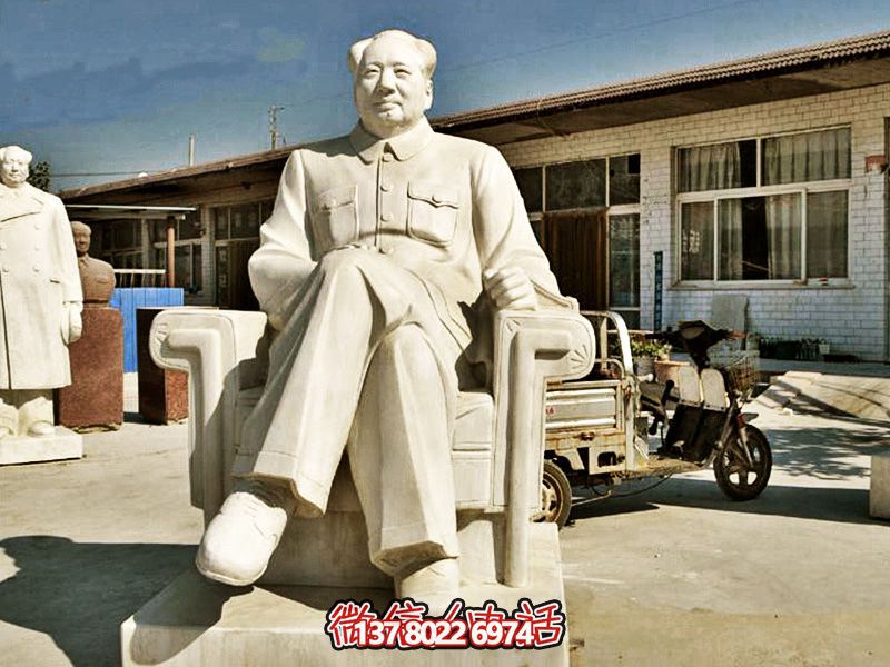 漢白玉毛澤東雕塑，見(jiàn)證歷史瞬間