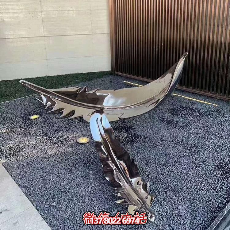 不銹鋼羽毛擺件鏡面裝飾，點亮戶外公園