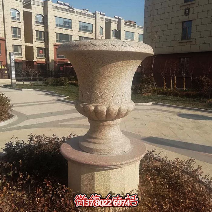 歐式裝飾石雕花盆，讓您的小區(qū)更添靚麗