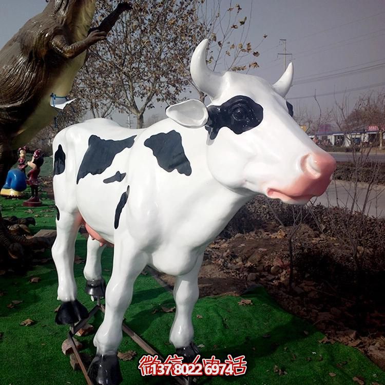 玻璃鋼制仿真奶牛擺件，裝點(diǎn)你的戶外農(nóng)場(chǎng)