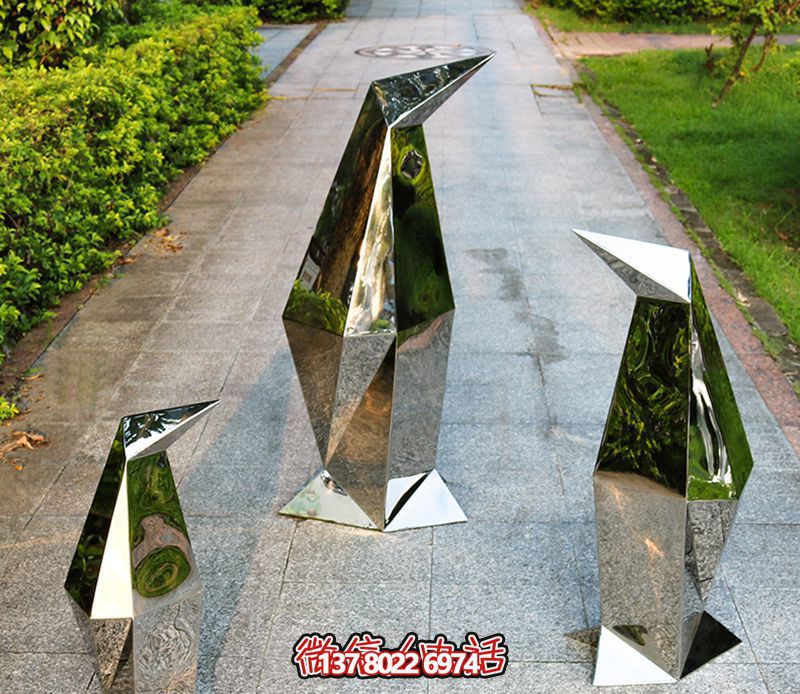 抽象玻璃鋼白銅個(gè)性裝飾品企鵝雕塑 抽象玻璃鋼白銅個(gè)性裝飾品企鵝雕塑