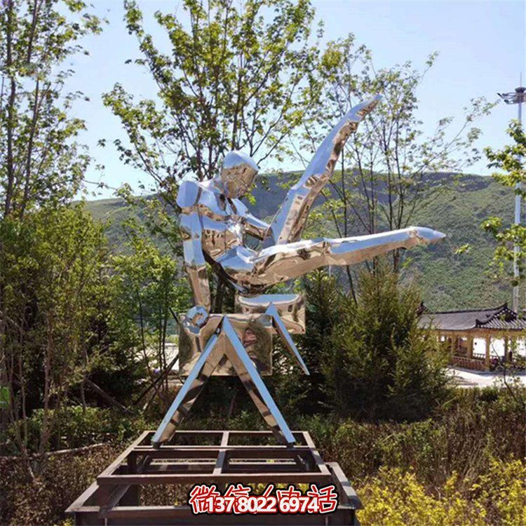 校園廣場(chǎng)戶(hù)外園林不銹鋼鏡面運(yùn)動(dòng)人物景觀擺件