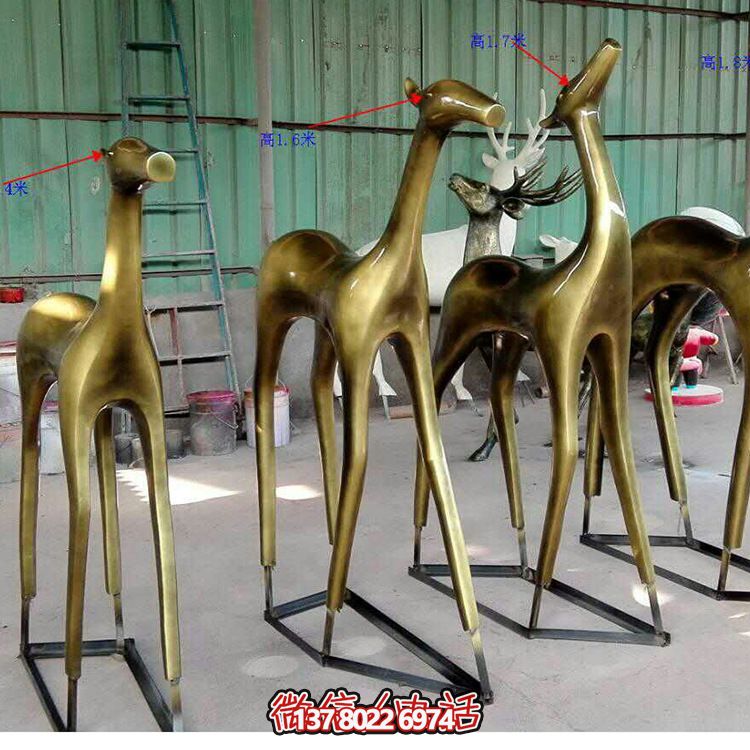 戶外不銹鋼噴金烤漆創(chuàng)意抽象鹿雕塑 戶外不銹鋼噴金烤漆創(chuàng)意抽象鹿雕塑
