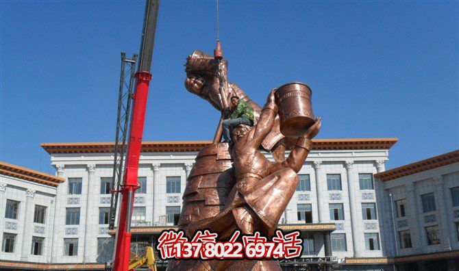 廣場(chǎng)美女跳舞景觀玻璃鋼仿銅雕塑