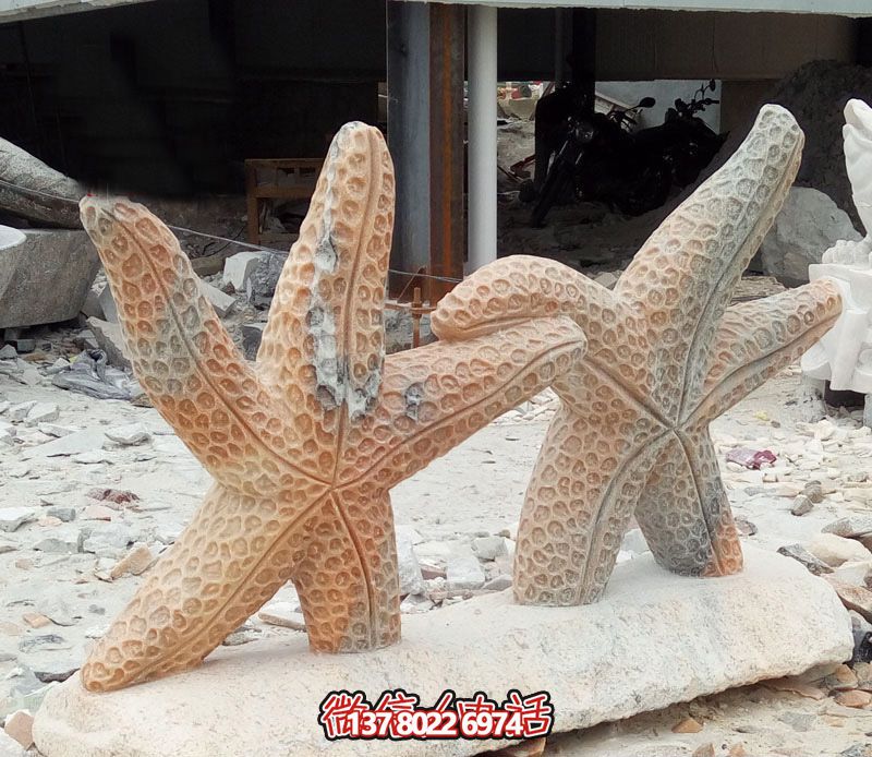 街道邊擺放的手拉手花崗巖石雕創(chuàng)意海星雕塑 街道邊擺放的手拉手花崗巖石雕創(chuàng)意海星雕塑