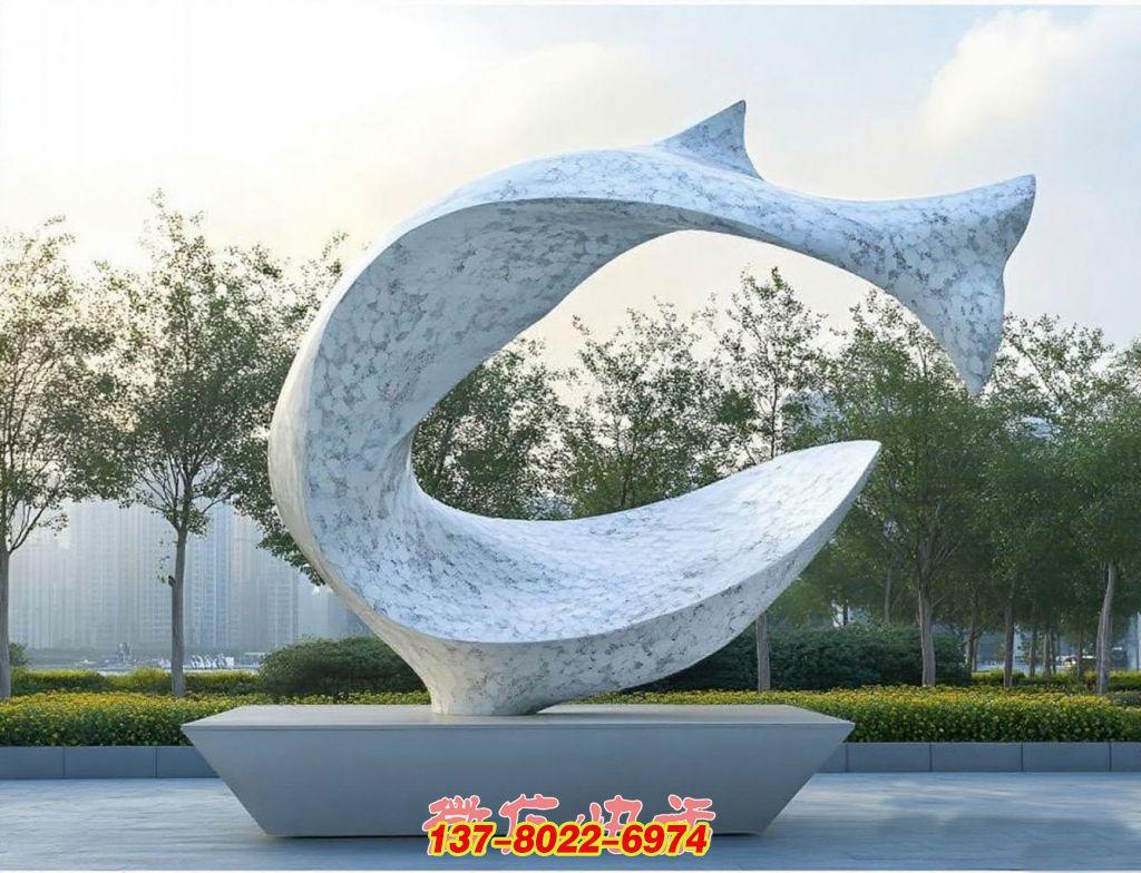 銀波躍影 —— 城市水岸的不銹鋼魚之舞